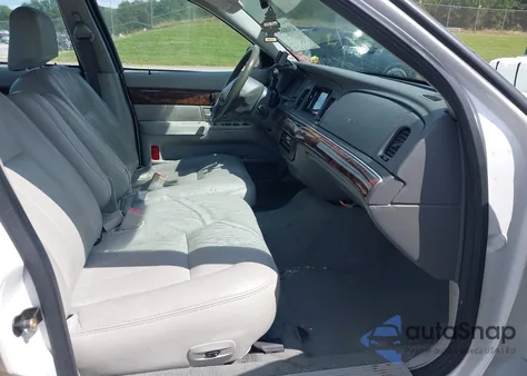 2004 Mercury Grand Marquis Ls z USA, uszkodzony, nr VIN 2MEFM75W94X654358